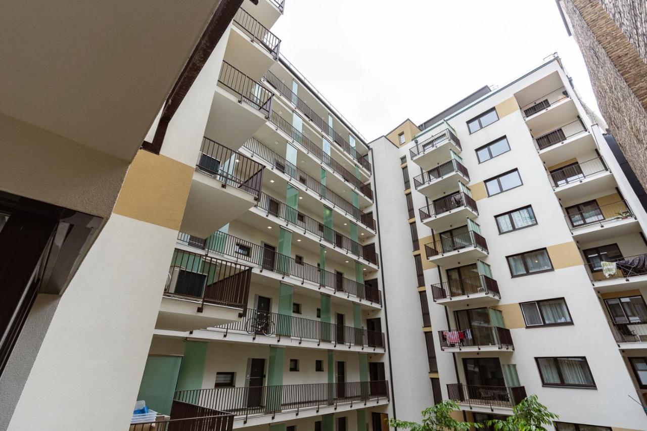 Modern & Newly Built Apartment With Private Garage Budapesta Exterior foto